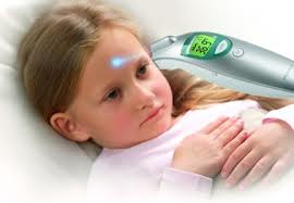 Cách đo nhiệt độ cho bé